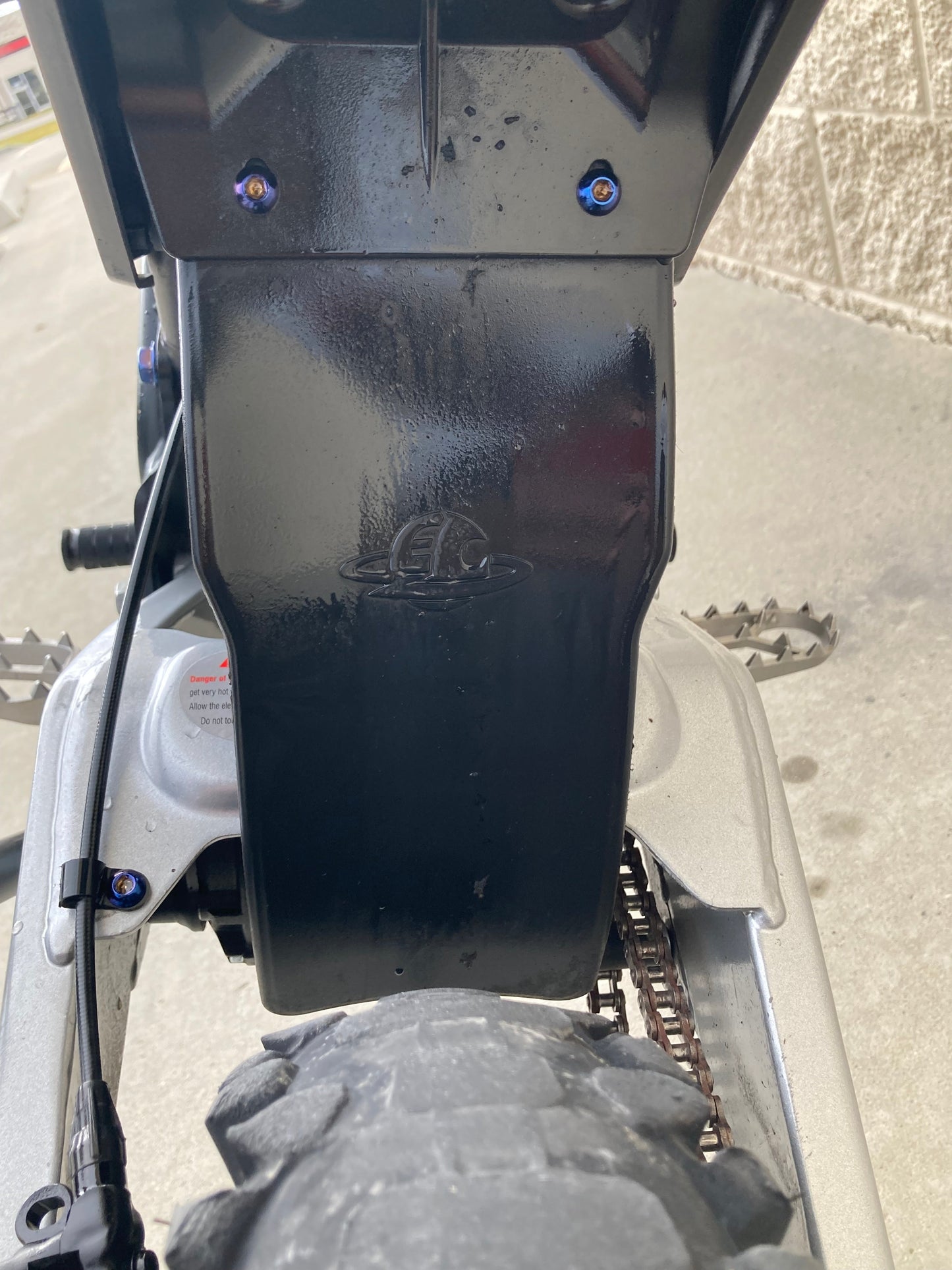 RTR titanium bolt kit